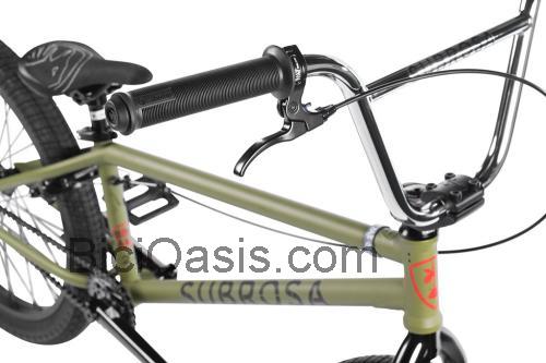 Subrosa Malum 22 ficha técnica y opiniones
